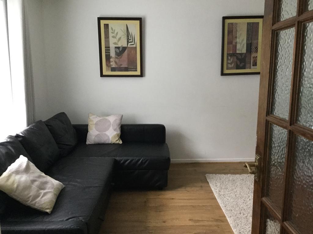 4 Bed House Next To Basildon Town Centre Βίλα Εξωτερικό φωτογραφία